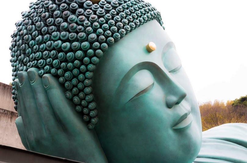 南蔵院の釈迦涅槃像頭側
